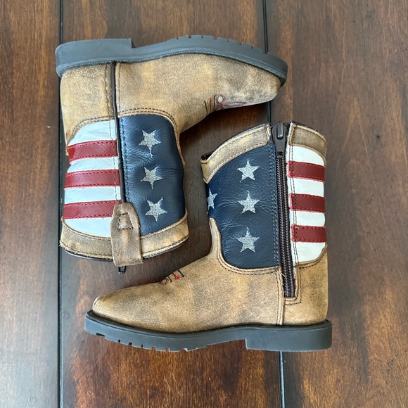 Cody James Other - Cody James Boys USA Flag Boots Broad Square Toe 8 (toddler)